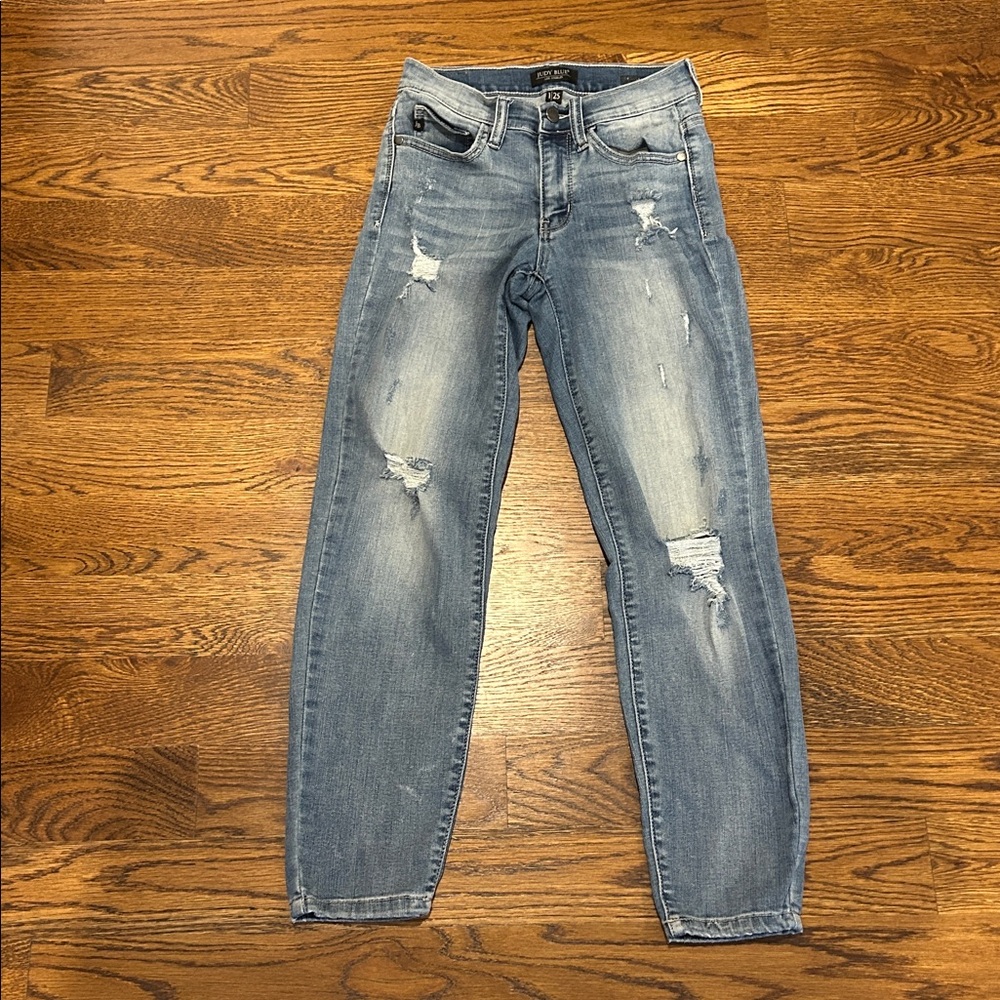 Judy Blue Relaxed Fit Distressed Medium Wash Jeans Sz 1/25